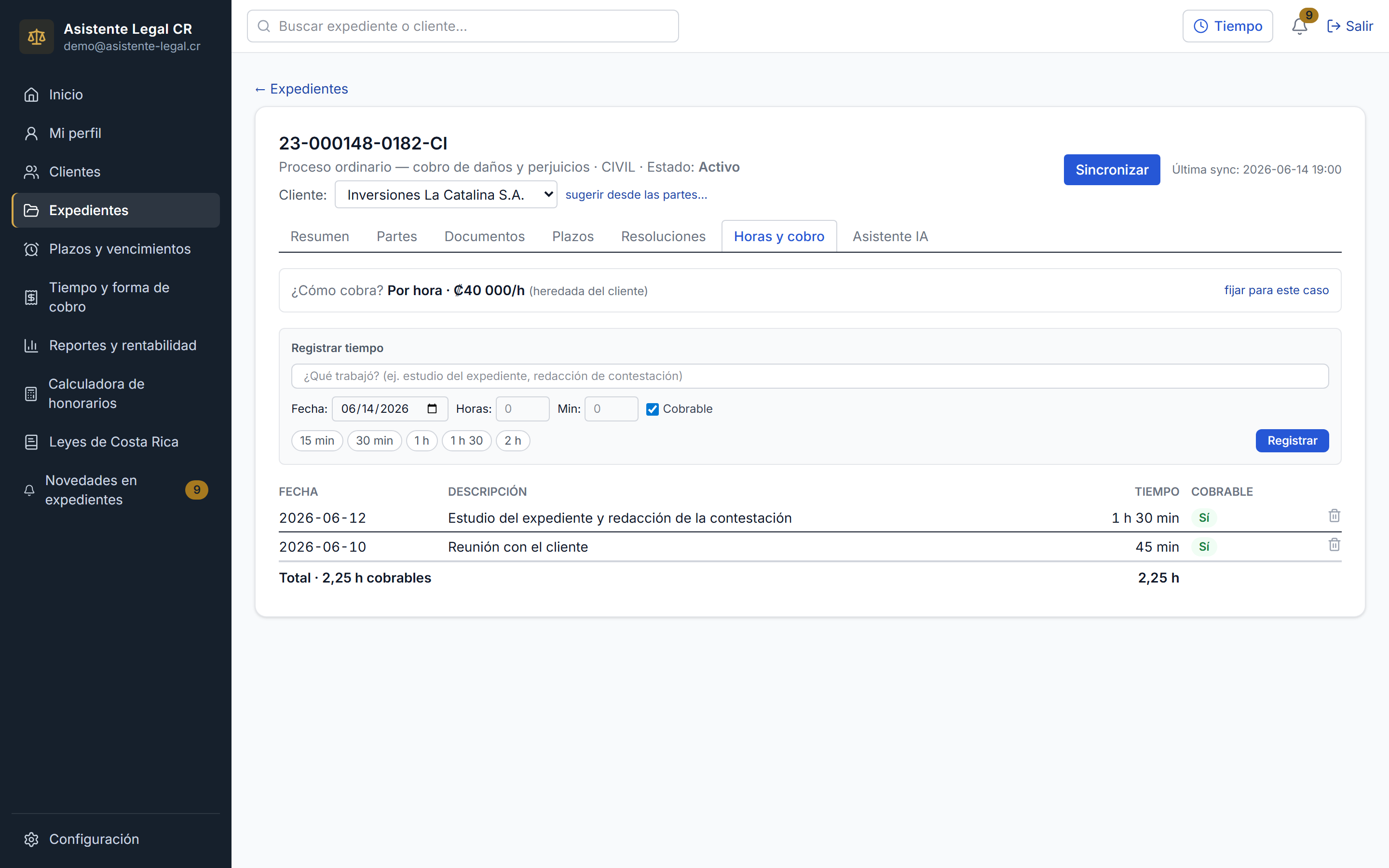 Registro de horas y modalidad de cobro dentro del expediente